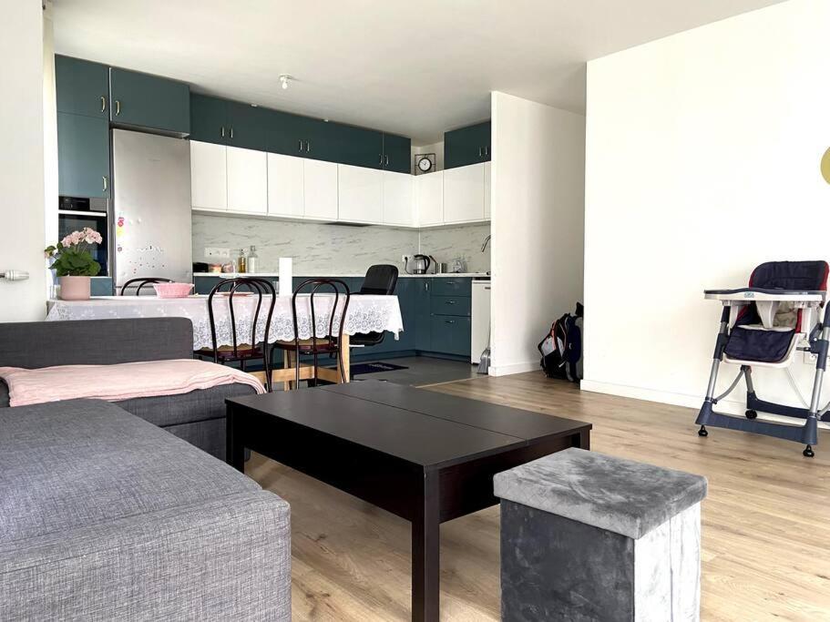 Construit En 2020, 82m2, Entre Paris Et Apartment Noisy-le-Grand